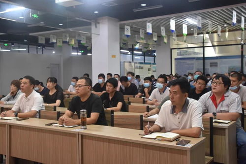 定興縣金臺開發(fā)區(qū) 企業(yè)安全生產(chǎn)與養(yǎng)老服務(wù)業(yè)務(wù)培訓(xùn)雙管齊下